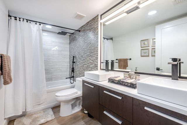 6096 Huntwick Terrace 303, Delray Beach, FL 33484