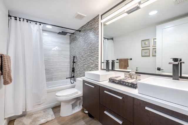 6096 Huntwick Terrace 303, Delray Beach, FL 33484