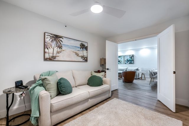 6096 Huntwick Terrace 303, Delray Beach, FL 33484