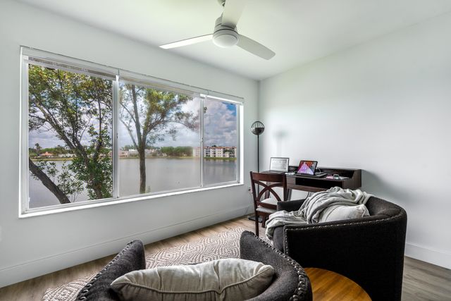 6096 Huntwick Terrace 303, Delray Beach, FL 33484