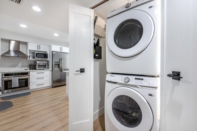 6096 Huntwick Terrace 303, Delray Beach, FL 33484