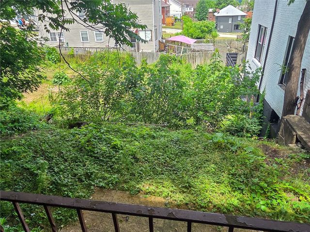 249 E 16th Ave, Homestead, PA 15120