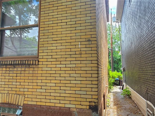 249 E 16th Ave, Homestead, PA 15120