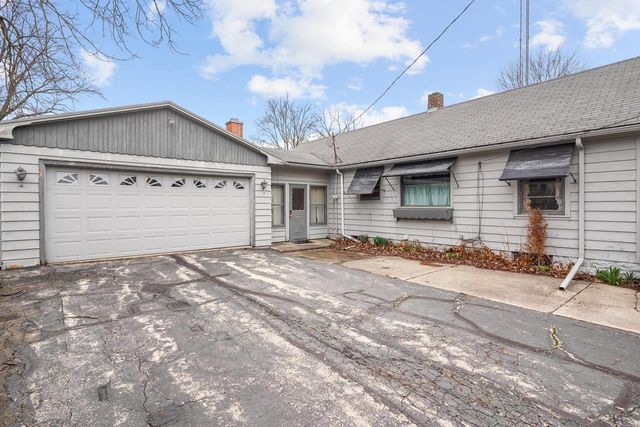 2844 Cozy Acres ROAD, Mount Pleasant, WI 53406