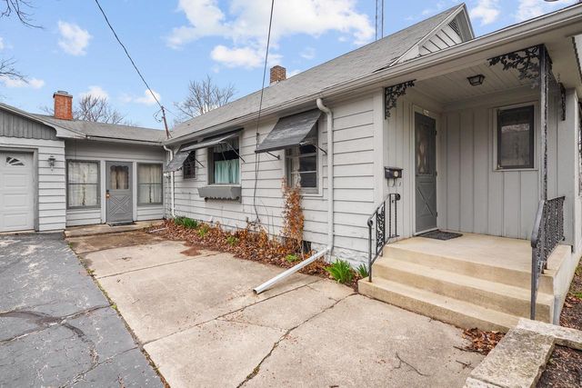2844 Cozy Acres ROAD, Mount Pleasant, WI 53406