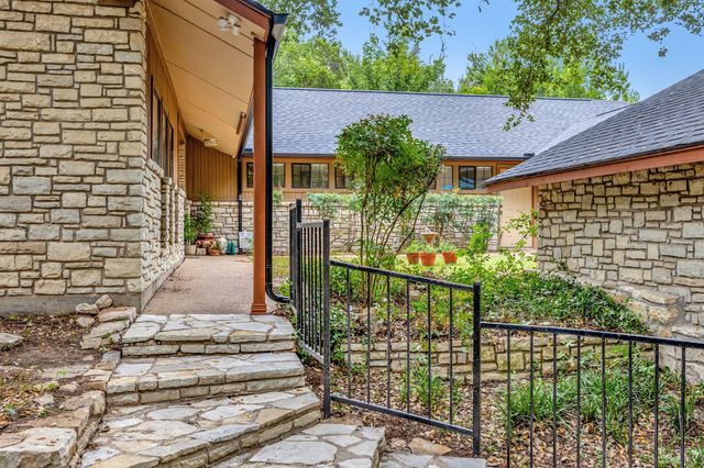 4207 Mojave Drive, De Cordova, TX 76049