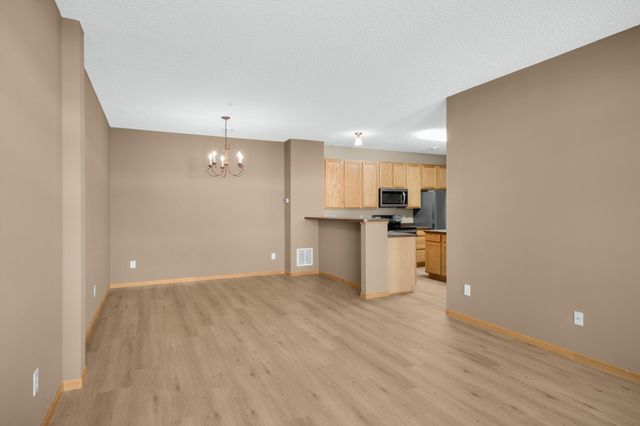 4901 Bisset Lane, Inver Grove Heights, MN 55076