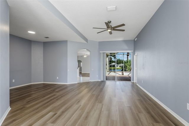 5402 SPECTACULAR BID DRIVE, Wesley Chapel, FL 33544