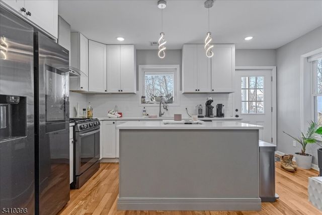 122 Livingston St, Westfield Town, NJ 07090