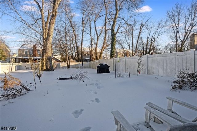 122 Livingston St, Westfield Town, NJ 07090