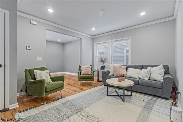 122 Livingston St, Westfield Town, NJ 07090