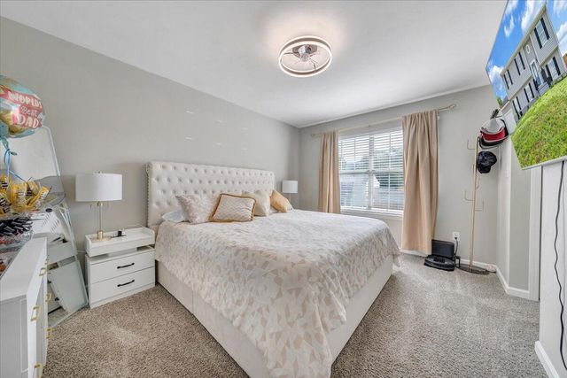 901 Samantha CIR, Roanoke, VA 24019