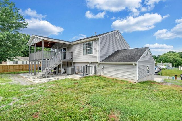 901 Samantha CIR, Roanoke, VA 24019