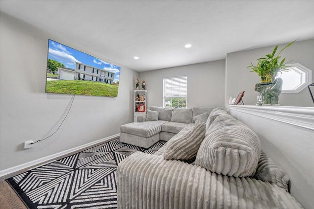 901 Samantha CIR, Roanoke, VA 24019
