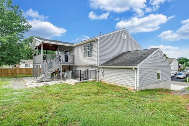 901 Samantha CIR, Roanoke, VA 24019