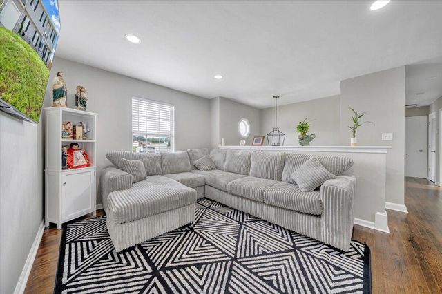 901 Samantha CIR, Roanoke, VA 24019