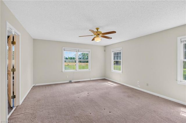 5963 Southrock Street, Seagrove, NC 27341