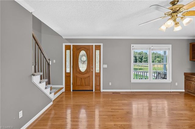 5963 Southrock Street, Seagrove, NC 27341
