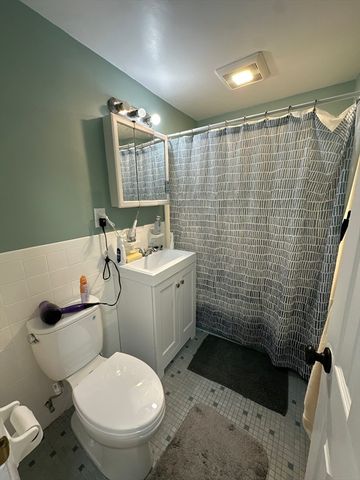 720 Bennington St 304, Boston, MA 02128