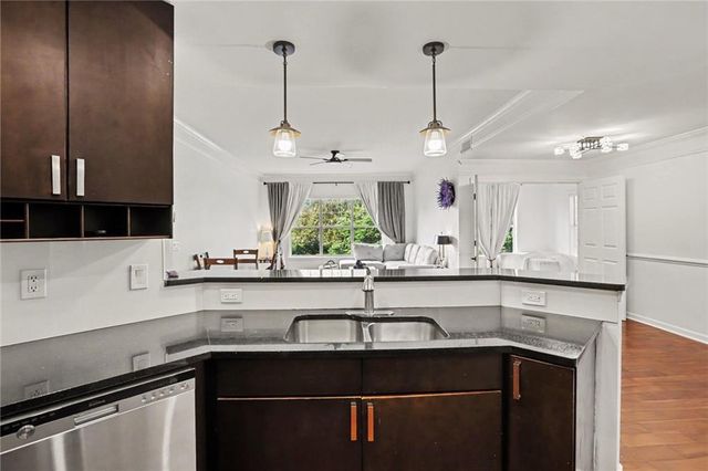 2700 NE Pine Tree Road NE 1219, Atlanta, GA 30324