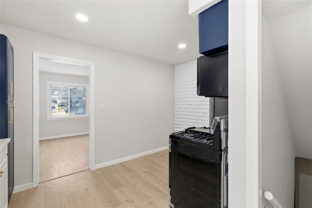 2531 South Park Road, Bethel Park, PA 15102