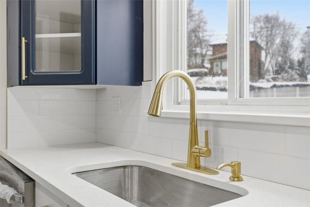 2531 South Park Road, Bethel Park, PA 15102