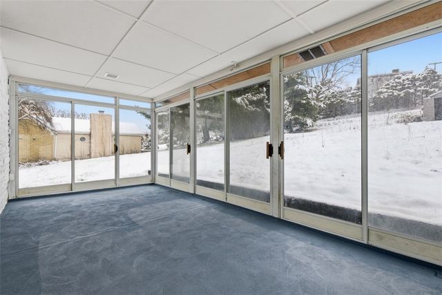 2531 South Park Road, Bethel Park, PA 15102