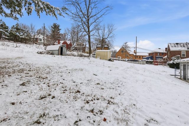 2531 South Park Road, Bethel Park, PA 15102