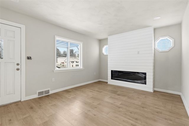 2531 South Park Road, Bethel Park, PA 15102