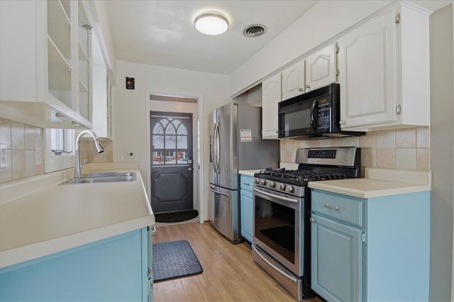 1202 Jay Avenue, Ypsilanti, MI 48198