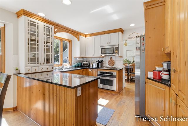 7976 Pine Edge Court, Alto, MI 49302