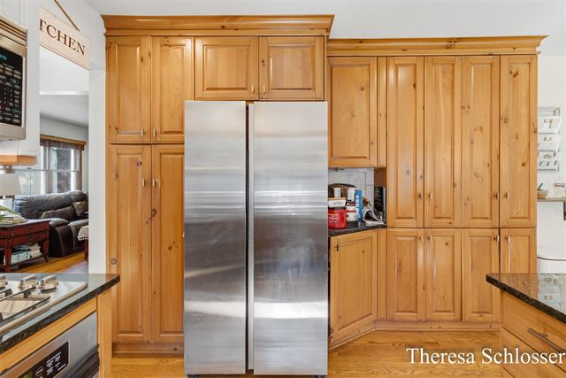 7976 Pine Edge Court, Alto, MI 49302