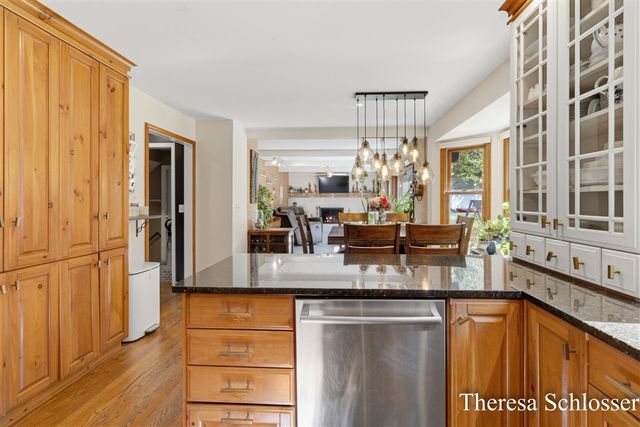 7976 Pine Edge Court, Alto, MI 49302