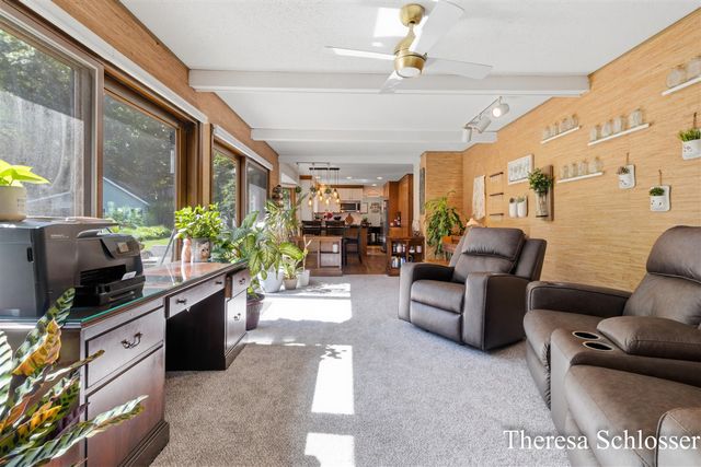 7976 Pine Edge Court, Alto, MI 49302