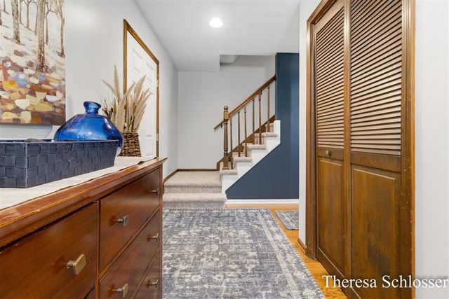 7976 Pine Edge Court, Alto, MI 49302