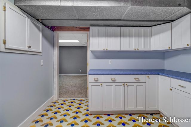 7976 Pine Edge Court, Alto, MI 49302