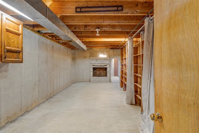 7976 Pine Edge Court, Alto, MI 49302