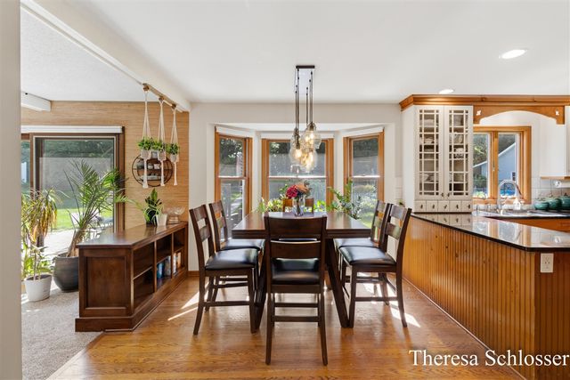 7976 Pine Edge Court, Alto, MI 49302