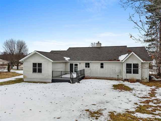 4327 Benson Road, Cadillac, MI 49601