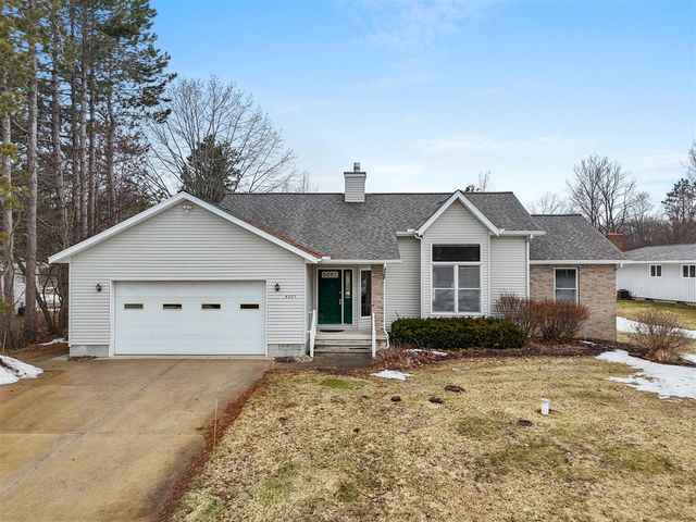 4327 Benson Road, Cadillac, MI 49601