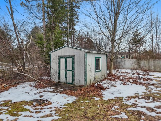 4327 Benson Road, Cadillac, MI 49601