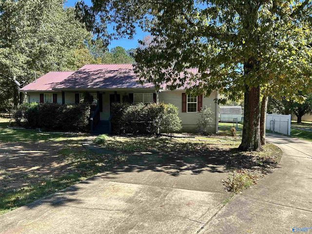 230 County Road 617, Cedar Bluff, AL 35959