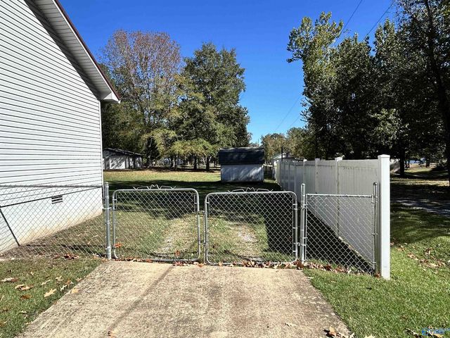 230 County Road 617, Cedar Bluff, AL 35959