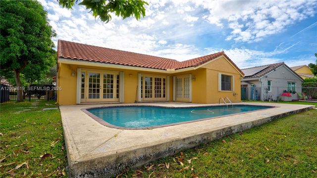 6255 Hawkes Bluff Ave, Davie, FL 33331