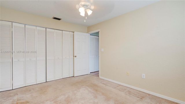 6255 Hawkes Bluff Ave, Davie, FL 33331