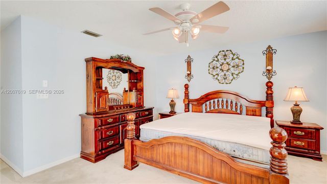 6255 Hawkes Bluff Ave, Davie, FL 33331