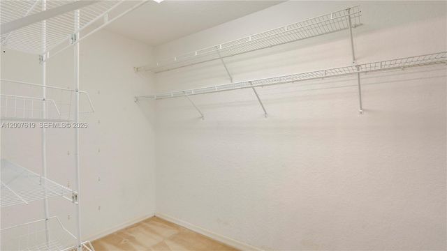 6255 Hawkes Bluff Ave, Davie, FL 33331