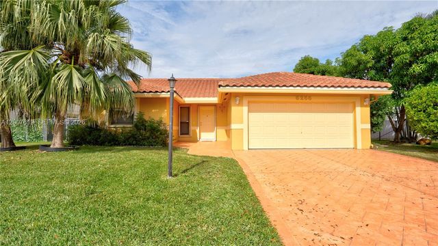 6255 Hawkes Bluff Ave, Davie, FL 33331