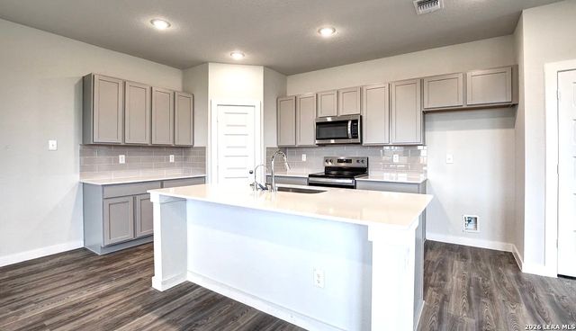 2563 Rambo Dr., San Antonio, TX 78224