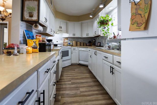 2615 Neeley Street, Batesville, AR 72501